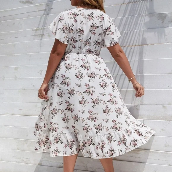 Boho Plus White floral Print Butterfly Sleeve Maxi Dress - Picture 4 of 12